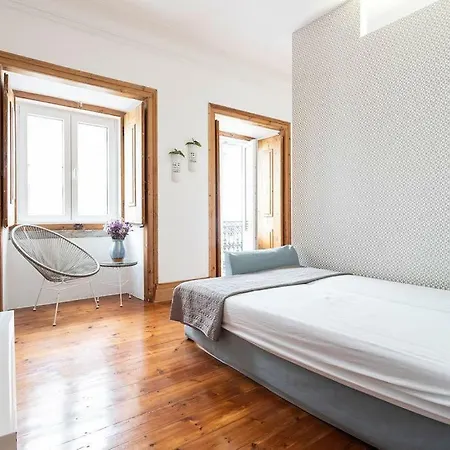 Bright And Charming In Historic Centre