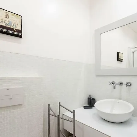Bright And Charming In Historic Centre Lisbon